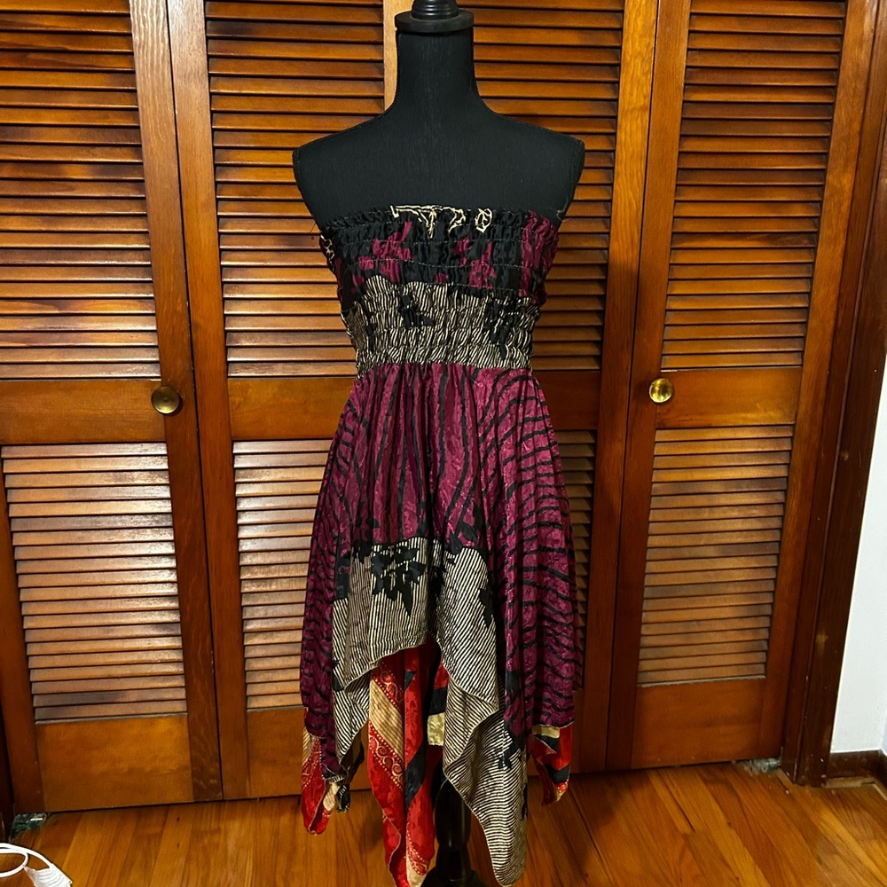 Hi-lo dress